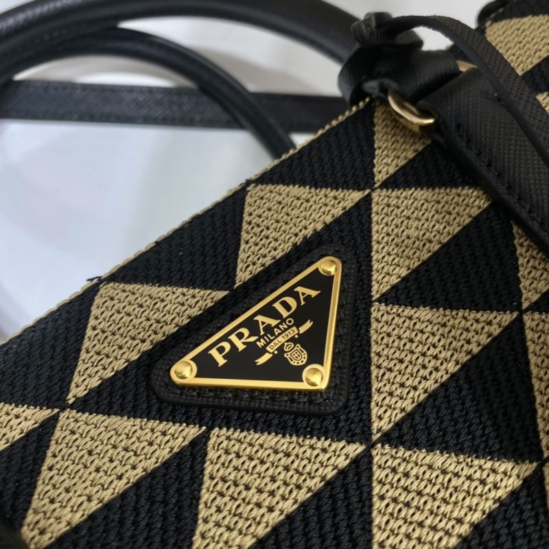 Pra*a tote bags